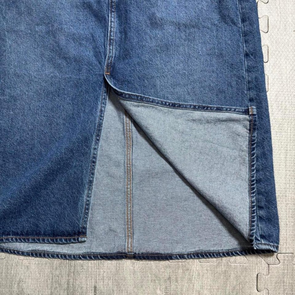 Old Navy High Rise Denim Midi Skirt Women's 10 Medium Wash Blue - Picture 3 of 4